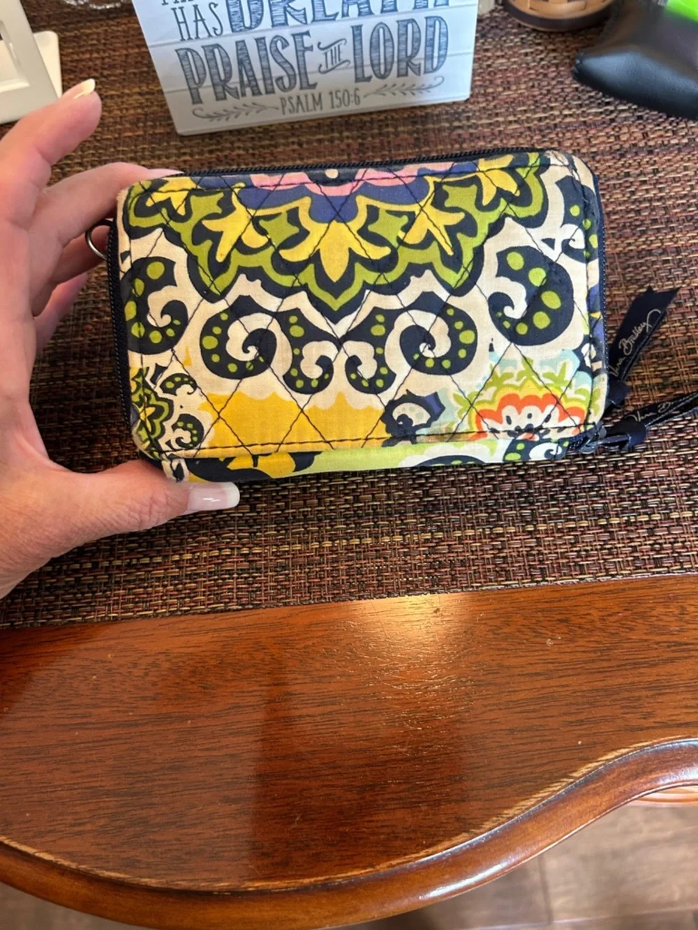 Vera Bradley Quilted Multi-Color Floral Clutch Wallet - Picture 4 of 11